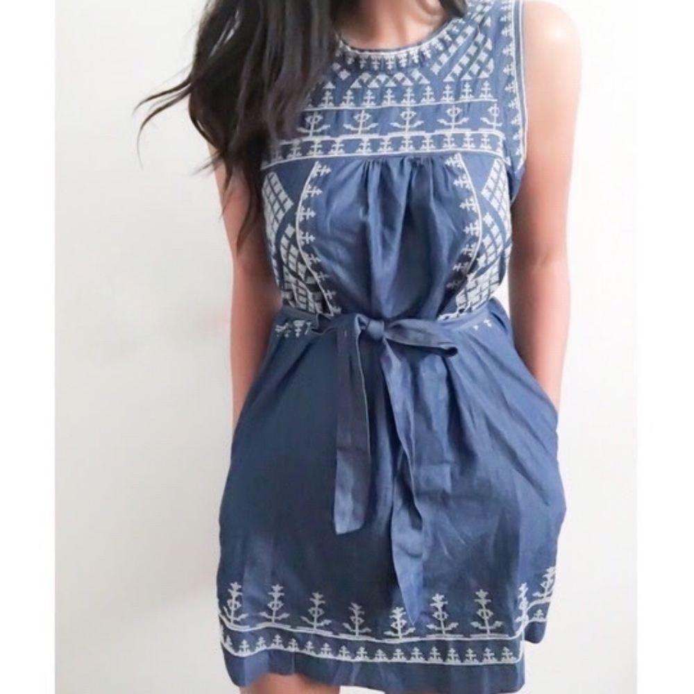 Romeo & Juliet couture embroidered dress